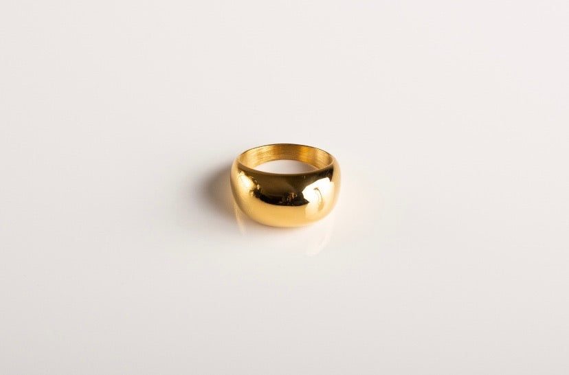 “HYPNOTIZE” Ring